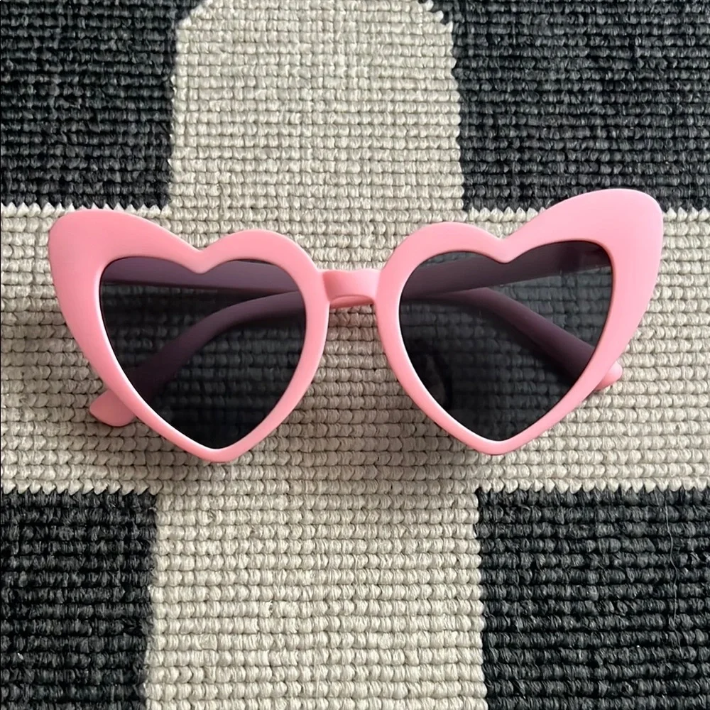 Barbie Pink Heart Shaped Cat-eye Sunglasses